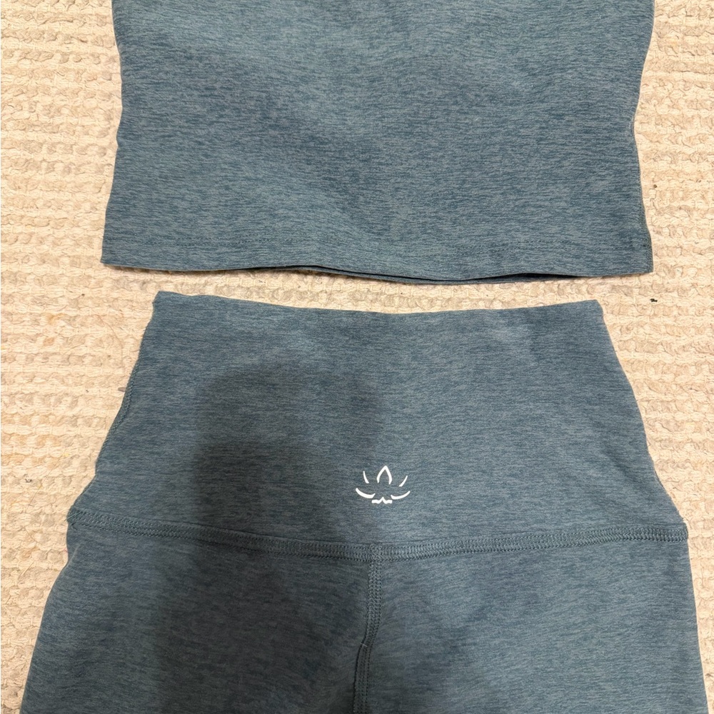 Beyond Yoga Spacedye Teal Matching Set Size XS - Picture 5 of 6